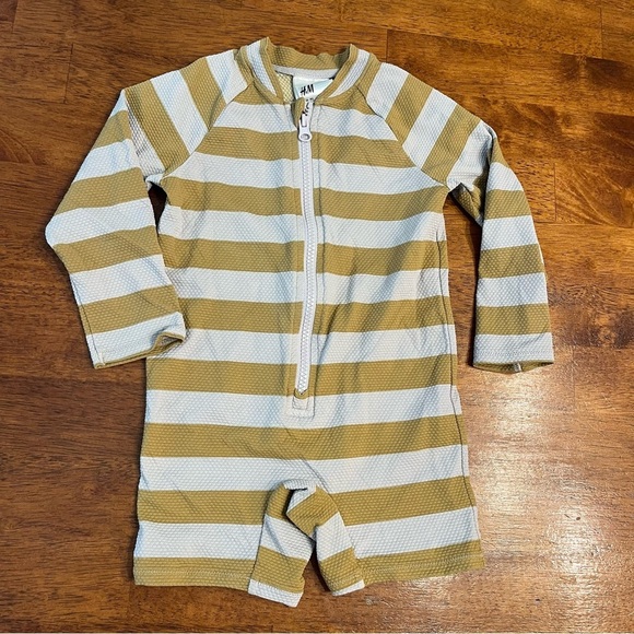 H&M Other - H&M Kids Swim Swimsuit Rashguard - Gold and White Stripes